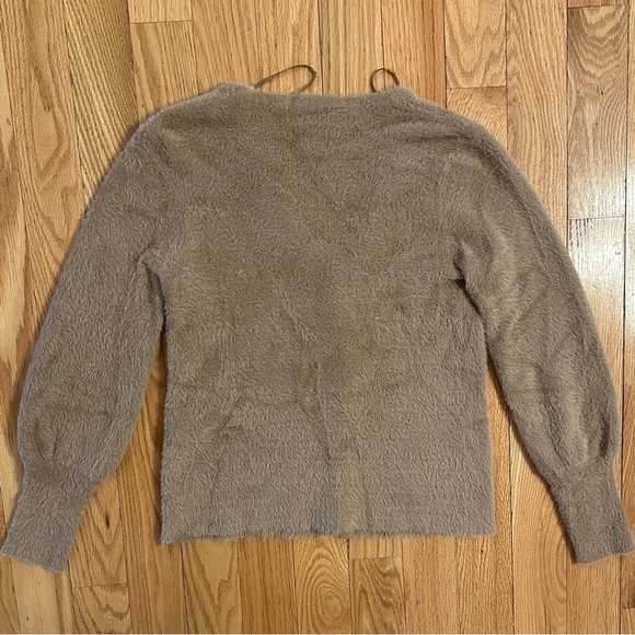 R&P Rino & Pelle V Neck Cardigan Sweater Button Up Tan Fuzzy Super Soft Sz M - Picture 3 of 7